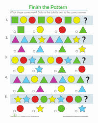 Sort Out Your Shapes And Colors With This Challenging Pattern Quiz For Young Learners In 2020 Math Patterns 1st Grade Math Worksheets Pattern Worksheet