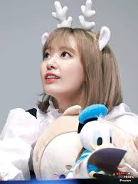 I really want to be that Donald Duck Doll 🦆 hugged and Kissed by beautiful  angel like Miyawaki Sakura 🌸💕 Sakura Sake (Bloom)🌸❤💕 She is the heart  of asia : https://m.youtube.com/watch?v=qonqugBmbjM #BuenosAires #