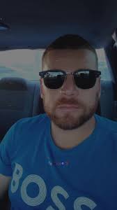 Nunca terminas de conocer a las personas 🎭📌🫰