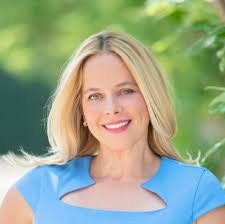 Join us in congratulating and thanking Melissa Schreck