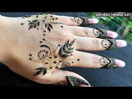 Motif henna untuk pemula bisa dipilih yang lebih sederhana agar cara penggunaannya tidak susah dan hasilnya bisa lebih maksimal seperti ini! Bokobe 76 Bokobe5993 Profile Pinterest