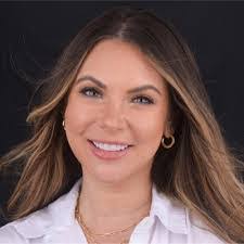 Celeste Huntington's Instagram, Twitter & Facebook