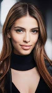 Isabella Black's Instagram, Twitter & Facebook