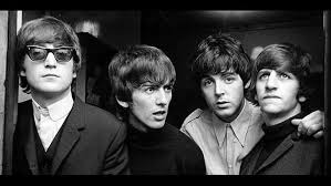 Certa vez, um amigo já disse aqui mesmo, algum dia, que o dia 6 de julho de 1957, devia ser guardado como um. Hd Wallpaper The Beatles Paul Mccartney John Lennon George Harrison Ringo Starr Wallpaper Flare