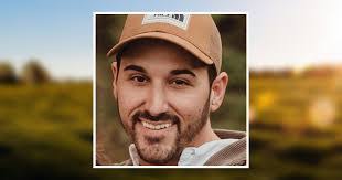 Seth Andrew's Instagram, Twitter & Facebook