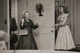 That 70s Show Star Debra Jo Rupp Talks The Sitcom Tropes Of Marvel S Wandavision