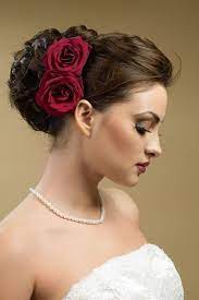 50 Most Creative Ideas To Put Flowers In Your Hair Pouted Com Mexican Hairstyles Unique Wedding Hairstyles Braided Hairstyles For Wedding