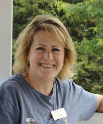 Vicki Spangler's Instagram, Twitter & Facebook