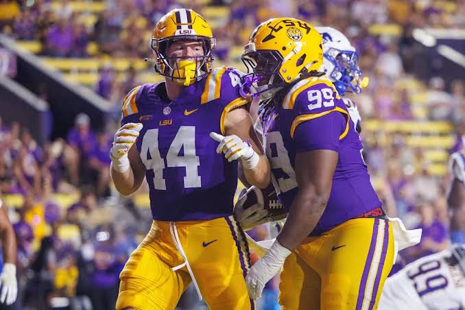 Five takeaways from LSU football's blowout win over McNeese - Yahoo Sports