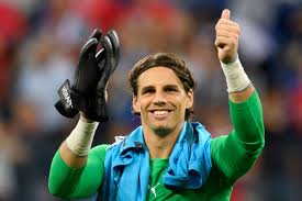 This item went straight from pack to sleeve. Yann Sommer Ist Schweizer Fussballer Des Jahres Nzz