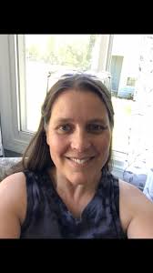 Good morning! I am a part-time nanny looking for extra work. I understand  how stressful & chaotic life can get-I'm here to help! Is clutter getting  in the way? Is your home