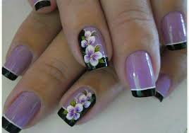 Uñas decoradas con girasoles una de las flores más importantes que tendrás en cuenta y luego de esto, es como encontrarás una perspectiva adecuada para que veas, como hay varias formas, desde la uña completa hasta la mitad de la uña. Pin De Emily Garces En Decoracion De Unas Manicura De Unas Manicura Unas Manos Y Pies