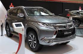 Adanya Kredit Pajero Sport Terkini Ditujukan Untuk Para Peminat Pajero Sport Yang Berbudget Ketat Membayar Dengan Cicilan Ringan Menjadi Satu S Mobil Kendaraan