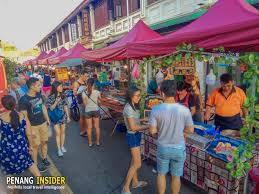 Falim night market is one of the largest night market scenes in penang…and ohh we penangites do really enjoy the crowded scene. 8 Best Night Markets In Penang For The Whole Week Penang Insider