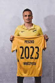 Maybe you would like to learn more about one of these? Ks Wieczysta Krakow On Twitter Niezmiernie Milo Nam Poinformowac Ze Slawomir Peszko Przedluzyl Kontrakt Z Wieczysta Krakow Do 2023 Roku Peszko2023 Https T Co Mkmcr7tcev