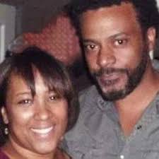 Zina Phillips and Michael Floyd's Wedding Registry