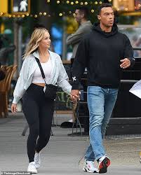 Here's why fans think she's not doing a great job. Clare Crawley 39 And Dale Moss 32 Hold Hands In Nyc Latest Celebrity News