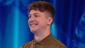 ITV Tipping Point star Ben Shephard left in hysterics over fast food  blunder