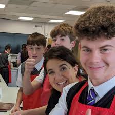 11 students joined their Spanish teachers in a cooking experience after  school. This was to recognise the brilliant start th