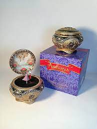 Informing rasputin that the young duchess was escaping. Anastasia Trinket Box Alexandra Nicholas The San Francisco Music Box Co Ebay