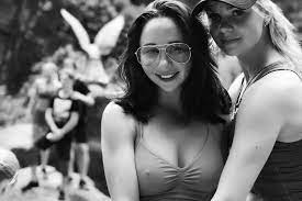 На кадрах туктамышева в нижнем белье и чулках позирует с пластиковым пломбиром, а на одном из. Krasota Dnya Otkrovennye Foto Figuristki Elizavety Tuktamyshevoj Chempionat