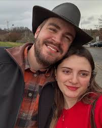 ruby holton (@rubinaholton) • Instagram photos and videos