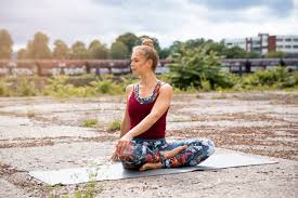 Maybe you would like to learn more about one of these? Yoga Trendsport Aus Asien Eathappy Sushi Und Asiatische Spezialitaten