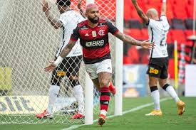 Logo mais, flamengo x corinthians vão se enfrentar. Esportes Com Gol Polemico Flamengo Vence Corinthians E Segue Na Briga Pelo Titulo