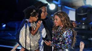 Beyoncé : Jay-Z dévoile enfin l'origine du prénom Blue Ivy, c'est très  mignon - magicmaman.com