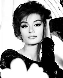 An amazing and attractive and murderously talented Asian 🇨🇳⛩️actress  Maggie Q ❤️🌹who will make this Wednesday more enjoyable for you with a  showcase of her best artistic creations that she created with