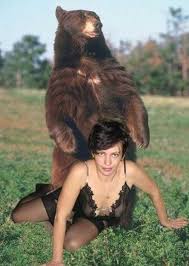Anybody with photoshop can make anything happen these days. Hilariously Bad Photoshops Klyker Com