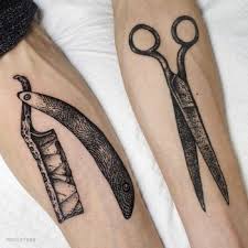 The straight razor traditionally means that the wearer has habits addictions or a lifestyle that could cut his own throat. Scissors And Straight Razor Tattoos Tattoogrid Net