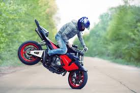 Wie lange darf ich den tüv überziehen? 10 Sicherheits Tipps Beim Motorradfahren Die Du Wissen Sollst Bikersos