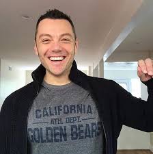 This is the tiziano's official youtube channel Tiziano Ferro Indietro Argentina Facebook