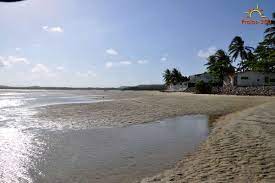 The best wind direction is from the interactive praia das macas surf break location map. Praia Das Conchas