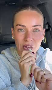 What Happened with Emilie Kiawer and Hee Hisband