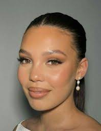 Alyssa Espiritu (alyssachloe10)