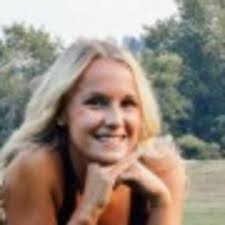 Veronica Horton's Instagram, Twitter & Facebook