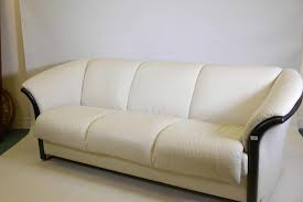 Official instagram of stressless north america. Lot An Ekornes Stressless Manhattan Three Seater Sofa In Cream Leather With Dark Stained Show Wood Purchased Recently And Never Used