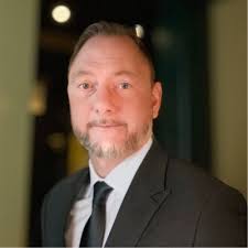 Today marks my last day at Skogsmat i Uddeholm AB, closing a 17-year long  chapter. I feel grateful for having had the chance to work in such an  inspiring industry 🍓🫐🥕🍎 .