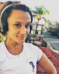 Cira Escobar's Instagram, Twitter & Facebook