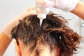 Professional hair colorists reveal how to use a gloss kit at home with. How To Dye Hair At Home Tips For Coloring Your Own Hair