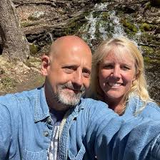 That's Uncle Don Jr and must be his first wife, Jan and her sons?