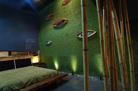 What Do You Think Of This Unique Easyturf Installation Www Easyturf Com L Modern Design L Interior Design L Arti Interior Wall Design Interior Artificial Turf