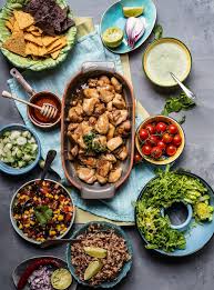 Burrito Bowl Mit Honey Garlic Chicken Honig Knoblauch Hahnchen Pikante Gerichte Burrito Rezepte