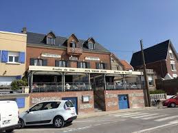 Tres Bon Restaurant Avec Vue Sur La Mer Avis De Voyageurs Sur Aux 3 Jean Le Crotoy Tripadvisor