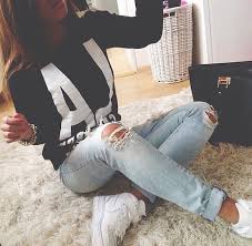 Black Air Forces Outfit Ripped Jeans Black Sweather Nike Air Force One Outfit Fashion Tumblr Outfits Style
