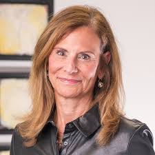 Shannon Majewski's Instagram, Twitter & Facebook