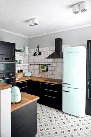Lovely Peinture Renovation Faience V33 Avis Interior Design Kitchen Kitchen Backsplash Designs Retro Kitchen