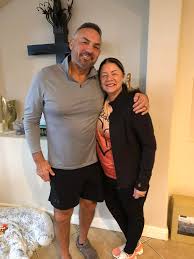 Profili për Tony Casillas